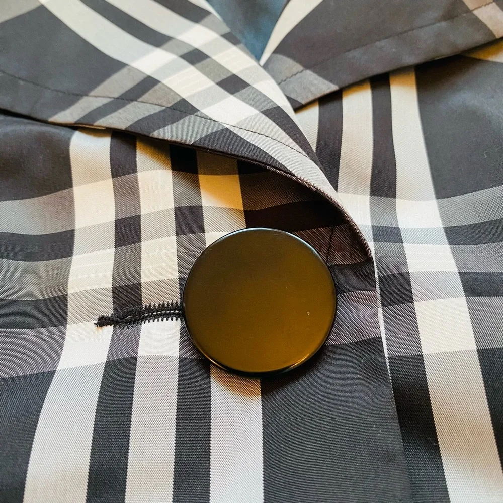 Spring Trench Coat - Picture 6 of 7